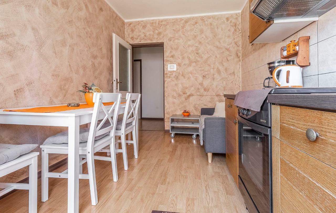 Sisi Apartment *